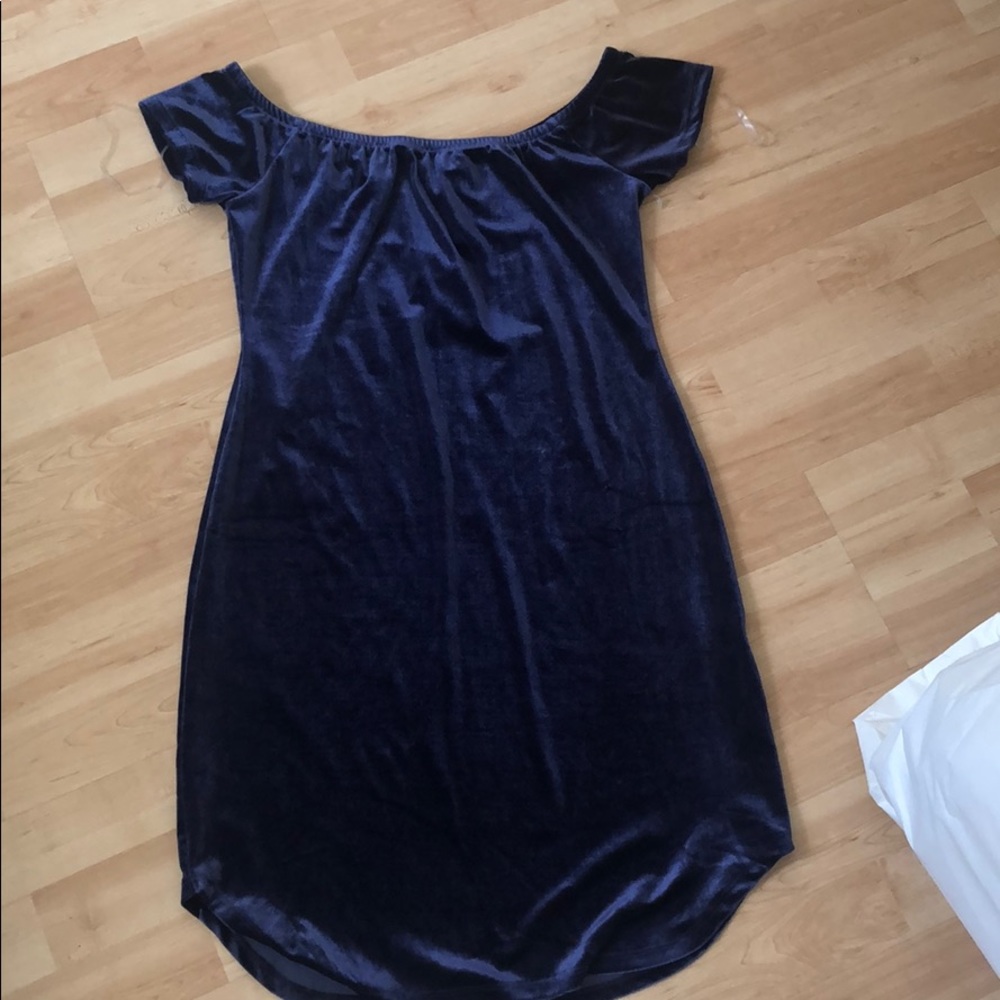 Blue Velvet BodyCon Dress